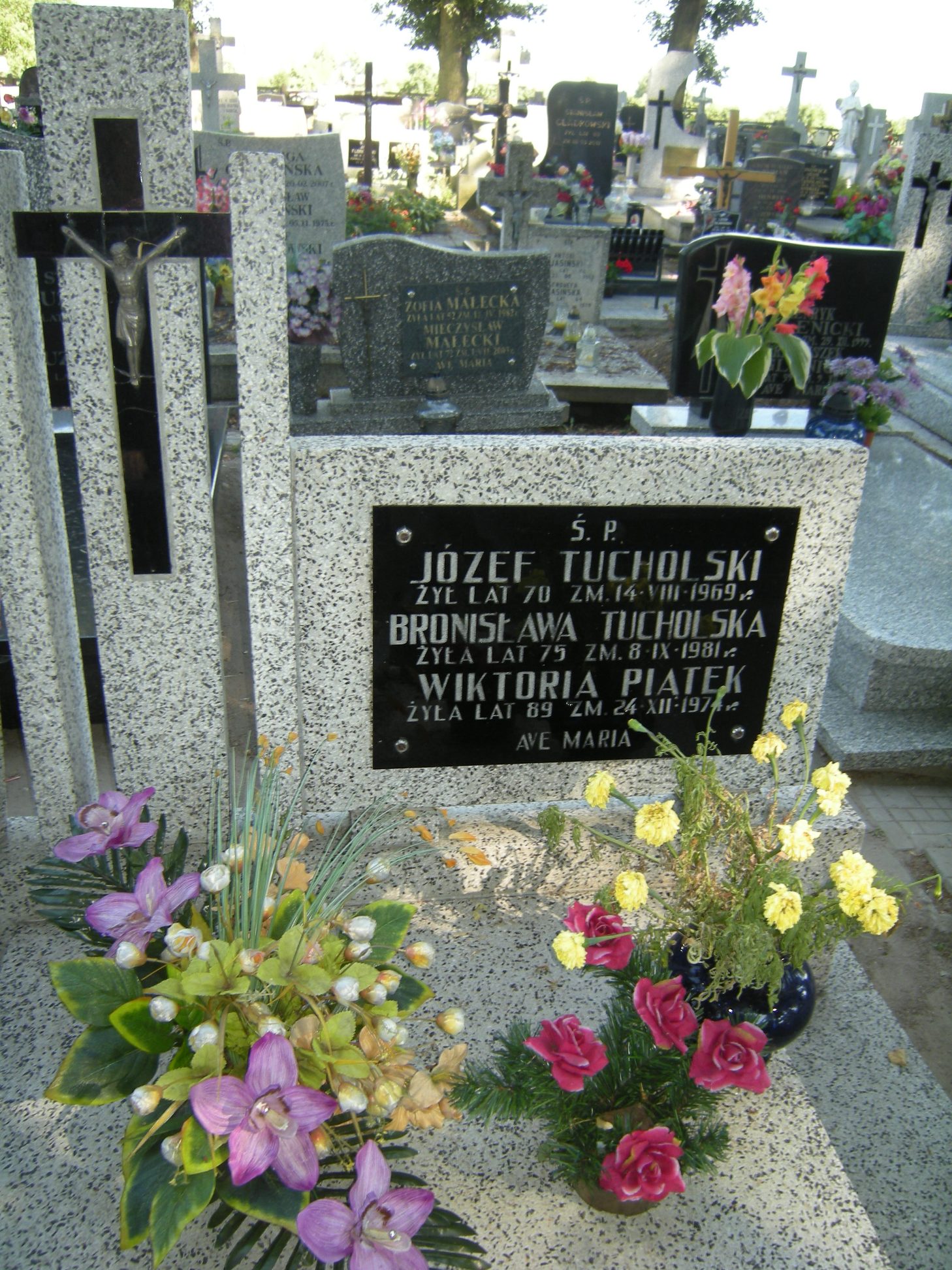 Grób Wiktoria Piątek